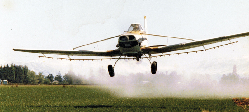 Illustration for article titled All Guts And No Glory For Crop Dusting Aerobatic Pilots